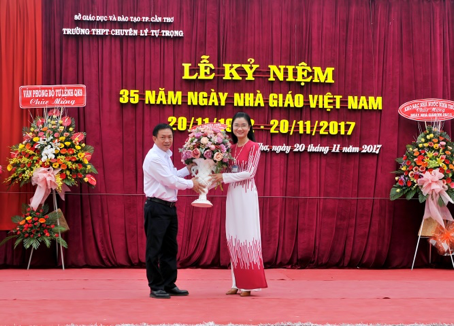 Lễ kỷ niệm 35 năm ngày Nhà giáo Việt Nam 20/11/1982 - 20/11/2017